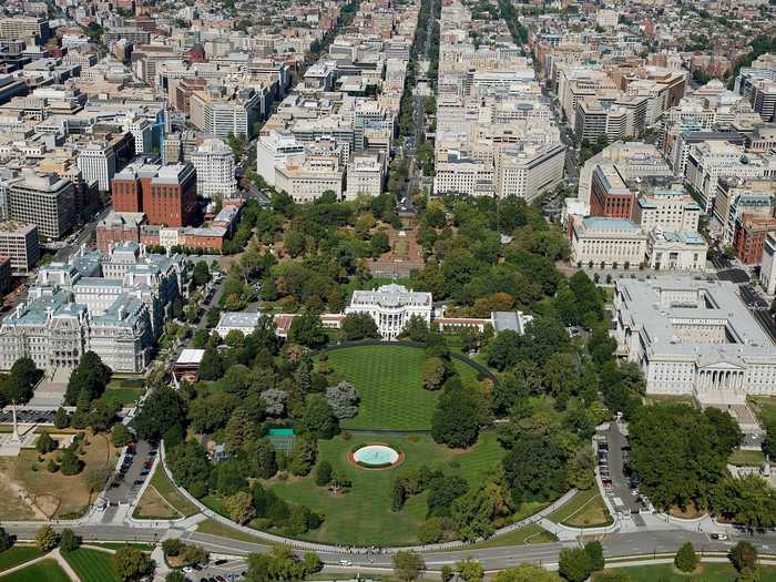 It is located at 1600 Pennsylvania Avenue in downtown Washington DC between the US Treasury and Eisenhower Executive Office Building.