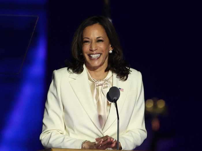 Kamala Harris gave her first address to Americans as vice president-elect wearing an outfit full of symbolic nods to suffragettes and feminism.