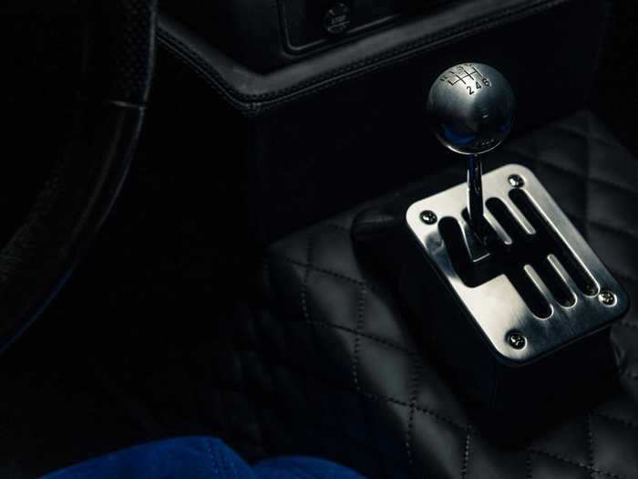 And kept its awesome gated manual transmission shifter.