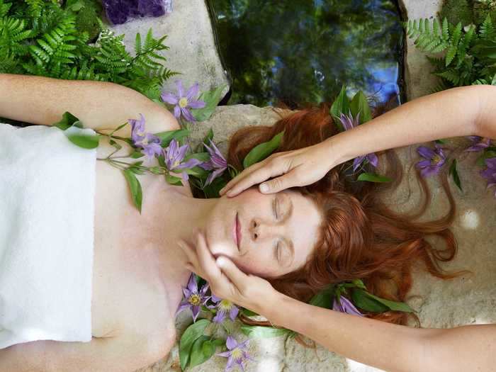 The offer also includes a free aromatherapy Swedish massage …