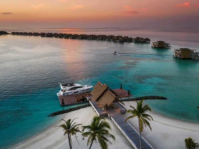 No need to travel by foot around the Ithaafushi private island: guests can take a bicycle or one of the buggies.