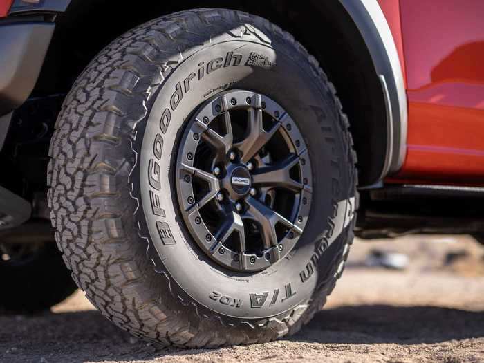 The Raptor also comes with giant tires straight from the factory.