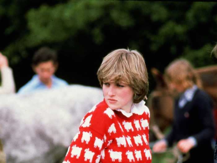 Diana wore her now-iconic sheep sweater by Warm and Wonderful to watch a polo match in June 1981.