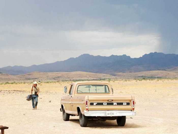 "No Country for Old Men" (2007)