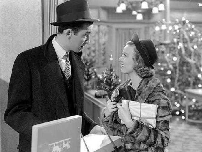 Opposites attract in "The Shop Around the Corner" (1940).