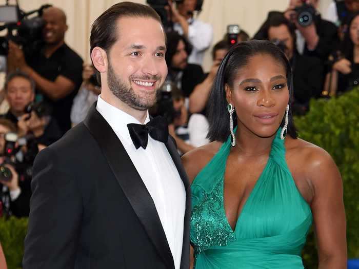 Alexis Ohanian and Serena Williams went on a stroll through Paris on one of their first dates.