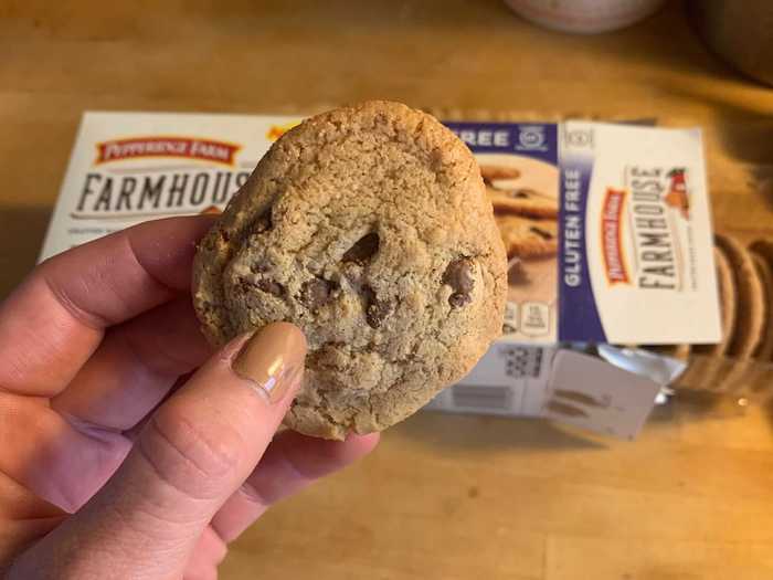 Immediately upon opening the box and cellophane bag the cookies came in, I was disappointed.