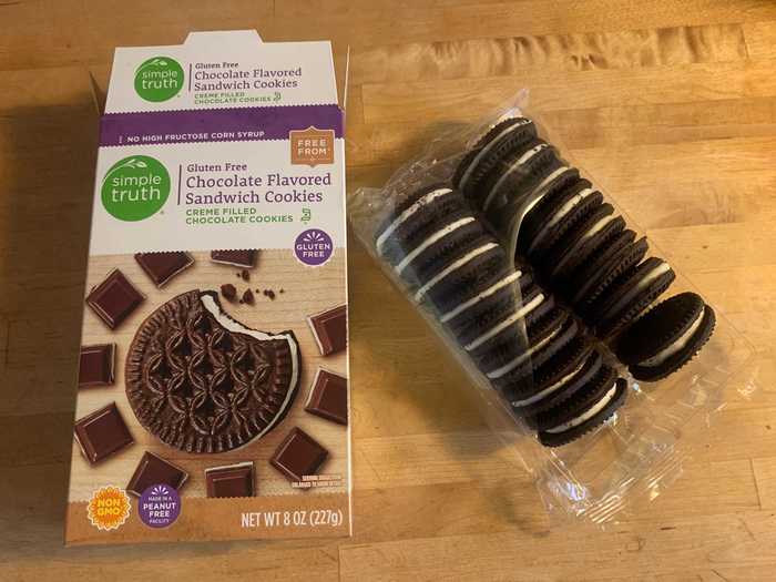 The first cookie I tried was the Kroger store-brand chocolate sandwich cookie.