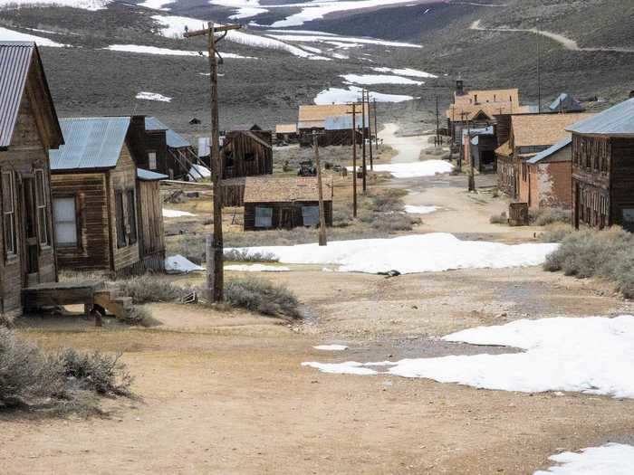 Photographer Dennis Ariza has been documenting the ghost town of Bodie, California, in the Sierra Nevada Mountains, annually for over a decade.