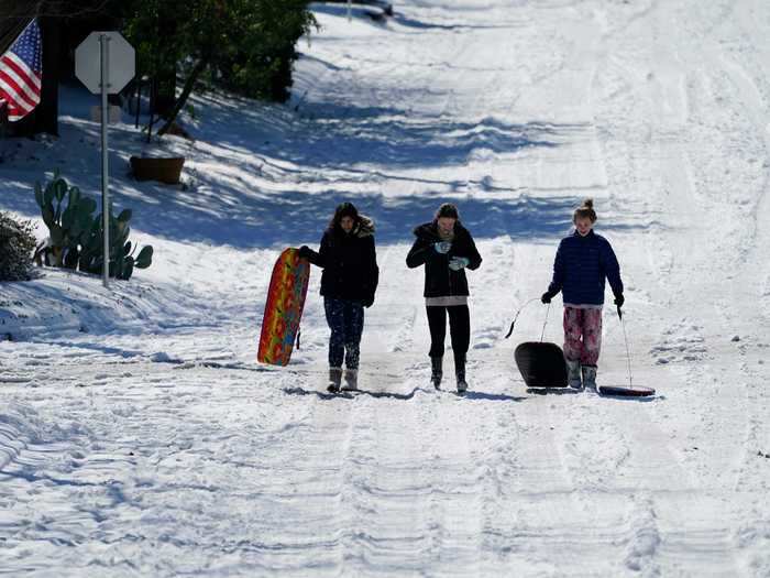 Local news reported that 3-5 inches of snow had coated Texas, making San Antonio