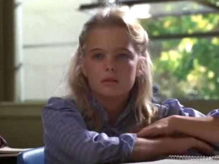 Erika Eleniak played an unnamed classmate who Elliott had a crush on.