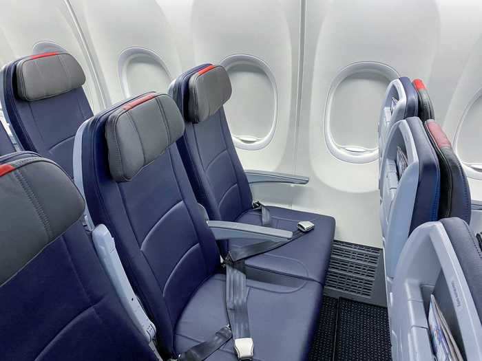 Each regular economy seat features 30 inches of pitch and between 16.6 and 17.8 inches of width, depending on the seat.