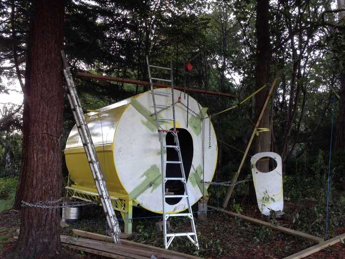 In the redwood patch, Keith secured the silo between two trunks and got to work transforming it into a tiny home. He "had no idea how it was going to turn out," he told Insider, but forged on with the project regardless.