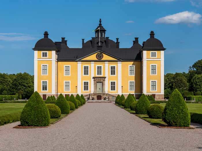Located near Vasteras, Stromsholm Palace was built by Queen Hedwig Eleonora, who also built 20 other buildings in the palace grounds.