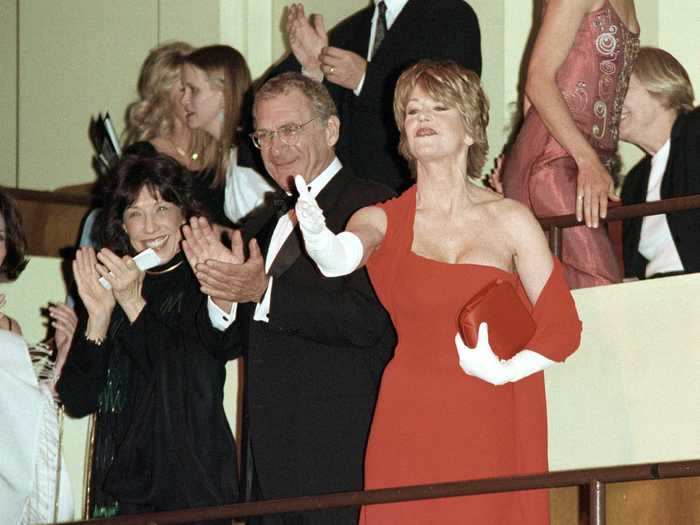 2001: Tomlin cheered for Fonda when the Film Society of the Lincoln Center in New York City paid tribute to her.