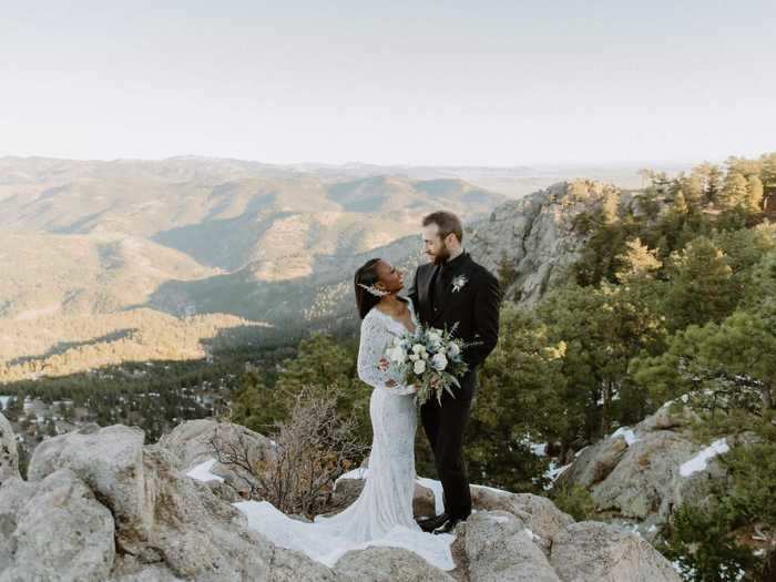 Jasmine and Scott used Simply Eloped to plan their wedding.