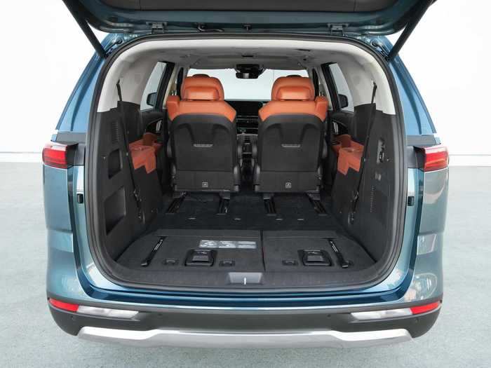 The third row can fold fully flat and increase the trunk space significantly.