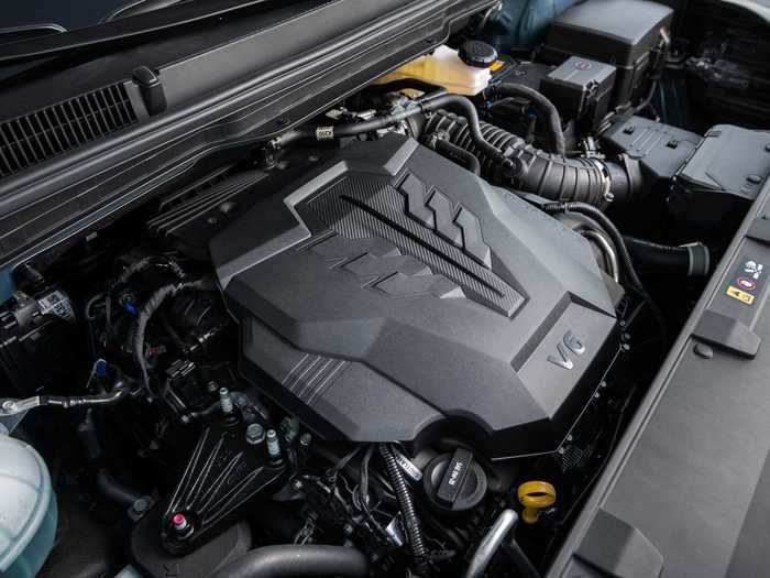 The 3.5-liter V6 produces a claimed 290 horsepower and 262 pound-feet of torque.