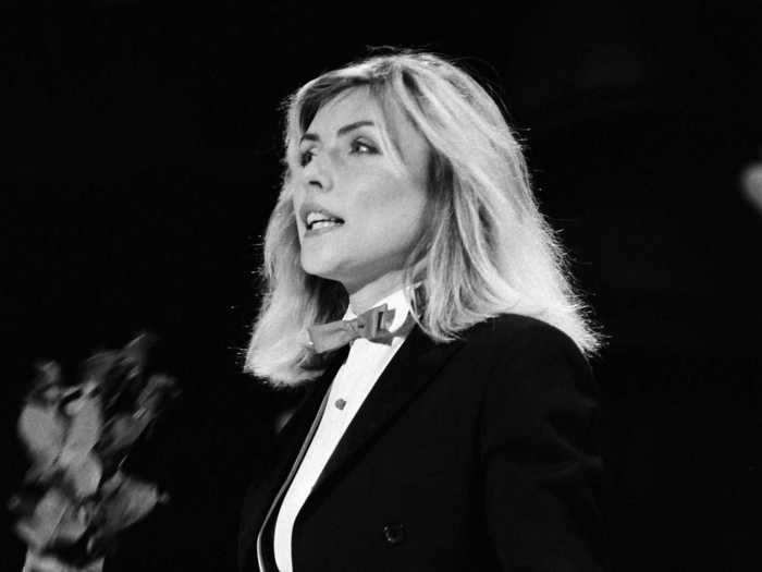 Blondie frontwoman Debbie Harry appeared as a solo act on February 14, 1981, while also hosting.