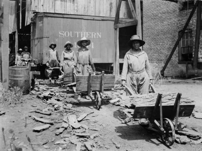 The 1920s were a part of the segregation era in the South, in which Black women faced discrimination at work.