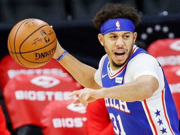 Seth Curry averaged 17 points in 30.0 minutes per game and shot 60.3% from the field in his first eight games for the Philadelphia 76ers this season.