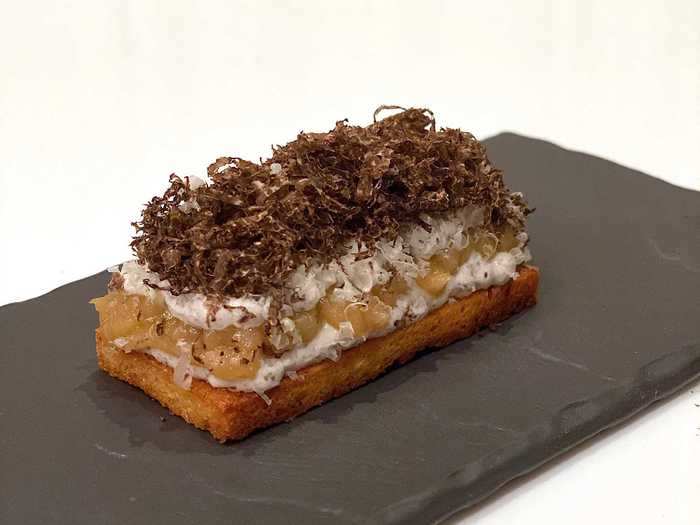 Turn toast into an extravagant snack by adding some truffle cream into the mix.