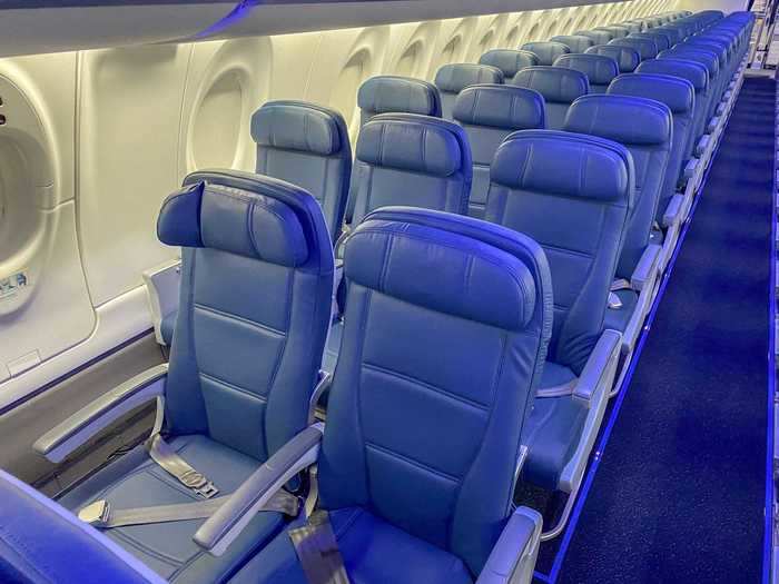 Those wanting more legroom can opt for the exit row seats in row 17. Seat 18E also features near-unlimited legroom as there