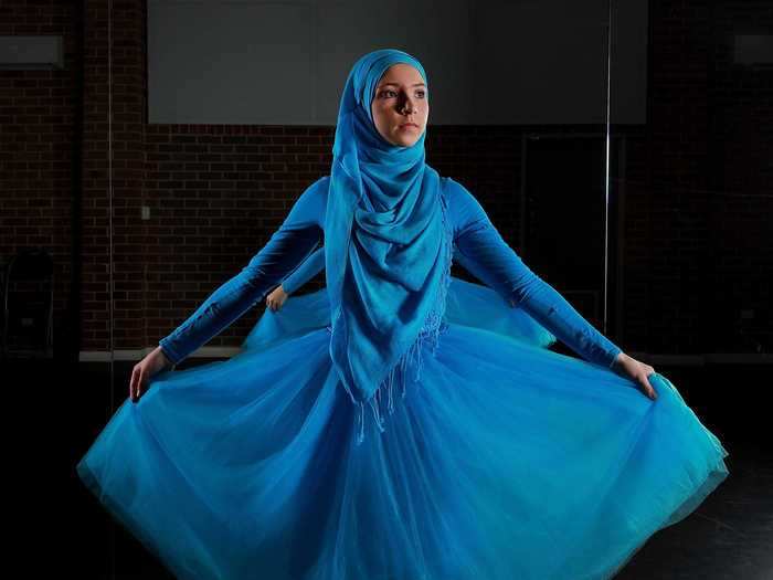 Stephanie Kurlow is credited as the first Hijabi ballerina.