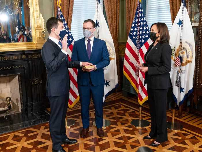 Harris swears in Pete Buttigieg, who also ran a presidential campaign, as Secretary of Transportation.