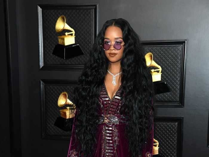 H.E.R. looked fabulous in a velvet robe with matching pants.