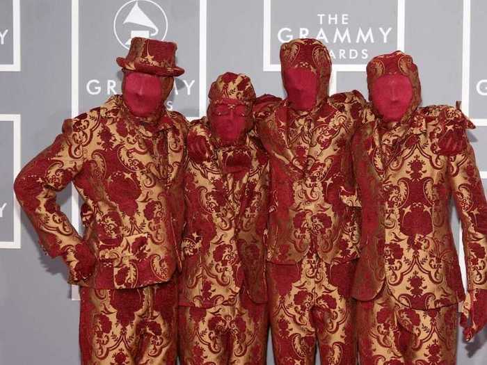 OK Go showed up to the 2007 Grammys dressed like... this.