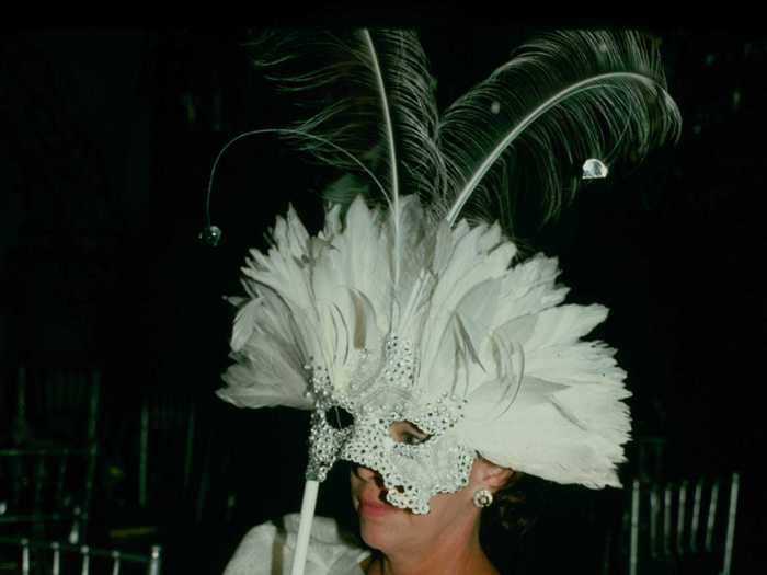 In 1990, Princess Margaret wore a white puff-sleeved dress to an event.