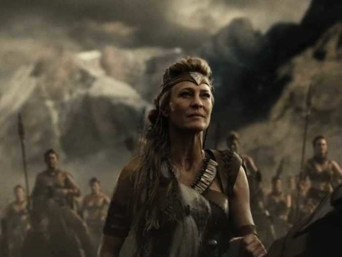 Robin Wright shows up as Antiope.