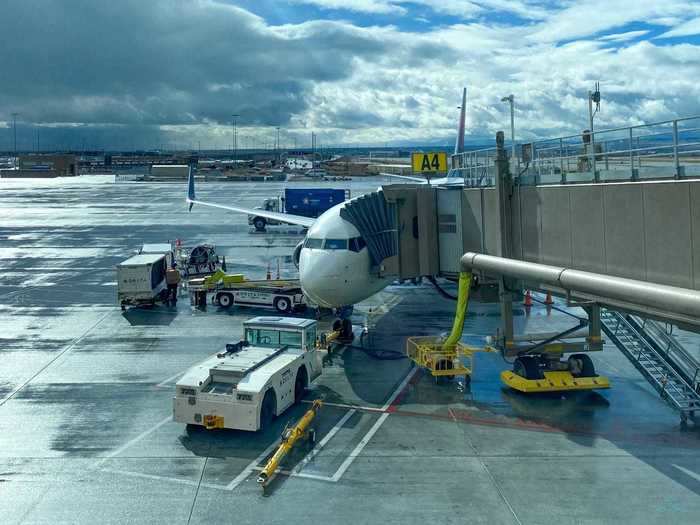 My next flight was from Salt Lake City to Los Angeles on a slightly larger Boeing 737-900. We similarly boarded back to front while social distancing placards lined the jetway and flight attendants greeted us with Purell wipes.