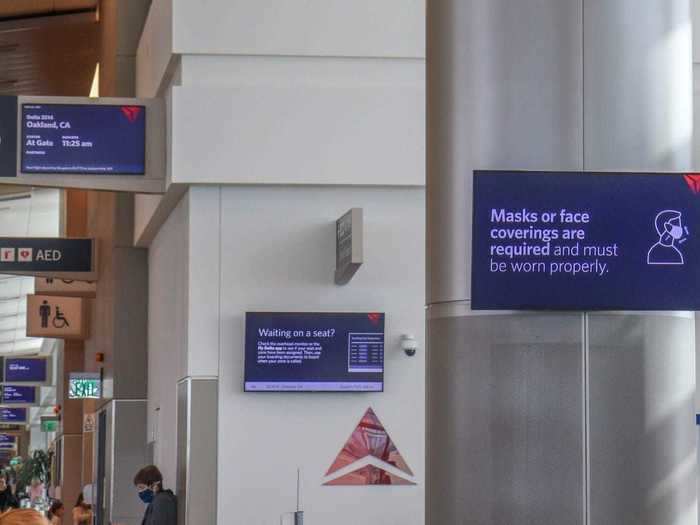 The main difference from Houston was that Delta was using the digital signage here to convey social distancing messaging and inform passengers on what the airline was doing to keep flyers safe. Delta also hadn