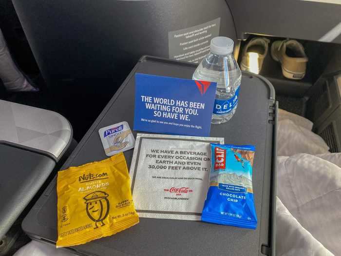 That said, one aspect in which the airline is starting to fall behind competitors is service. Delta was one of the few airlines that still bothered to offer passengers snacks and drinks in the early days of the pandemic but its offering has since become stale and somewhat inconsistent.