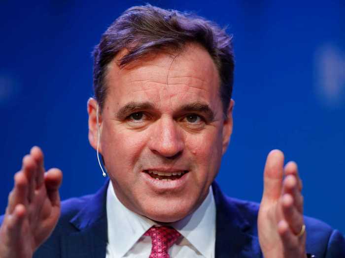 Against: Niall Ferguson