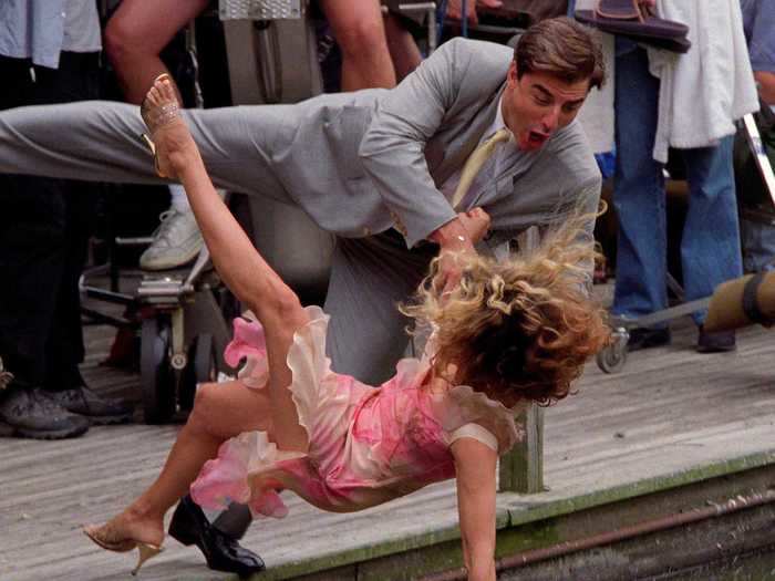 In the third season of the show, Sarah Jessica Parker had to get a tetanus shot after shooting one famous scene.