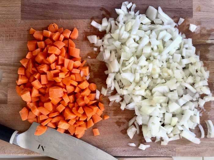 Before we got to work on the ragù, we began prepping all our vegetables.