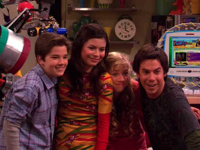 5. "iCarly" (Nickelodeon, 2007-2012)