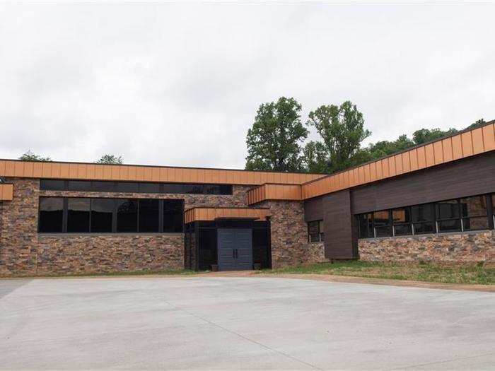 In 2016, a couple bought this abandoned elementary school in Mount Morris, Pennsylvania, and turned it into a ranch-style mansion.