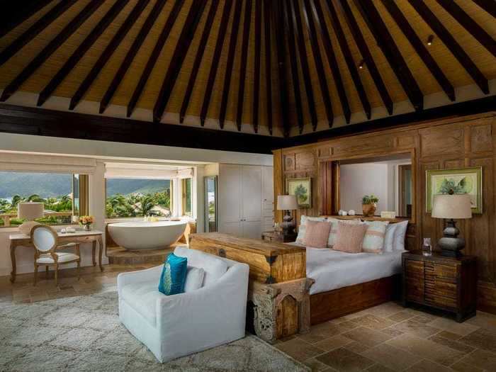 At Mangrove Villa, all the rooms are elevated and connected to Headland House and to the neighboring Beach Villa by wooden walkways.