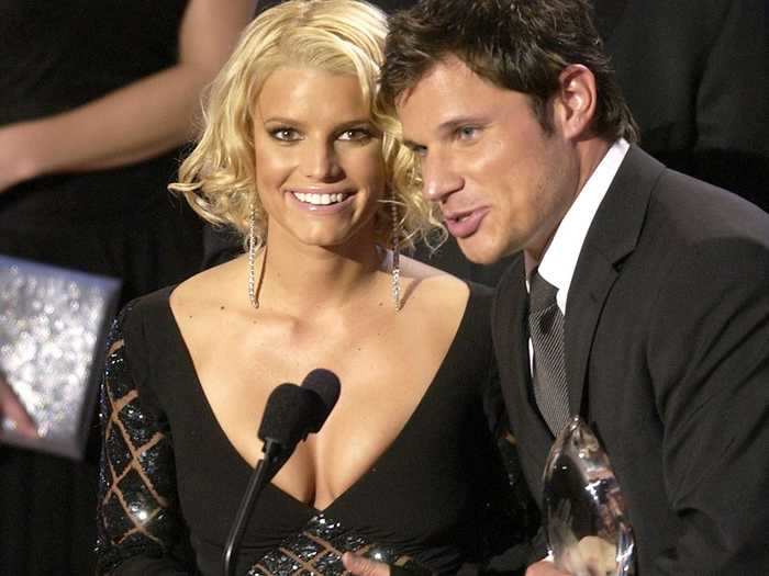 November 23, 2005: Simpson and Lachey announced their divorce.