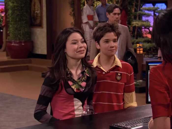 7. "iCarly" (Nickelodeon, 2007-2012)