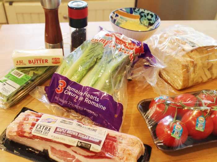 Next, I set about preparing my ingredients for the rest of the BLT.