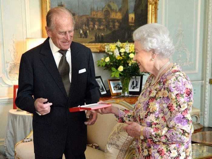 2013: Prince Philip was presented with New Zealand