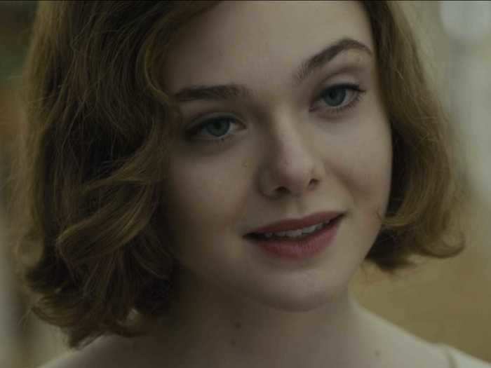 The actress played Loretta Figgis in "Live by Night" (2016).