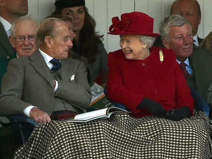 2015: Even in their old age, Queen Elizabeth and Prince Philip were publicly seen being sweet to each other.