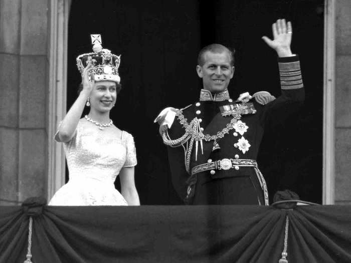 1953: Princess Elizabeth became Queen Elizabeth, directly following her father