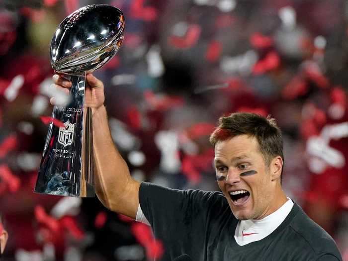 February 7: The Tampa Bay Buccaneers won Super Bowl LV, giving Tom Brady his 7th win.